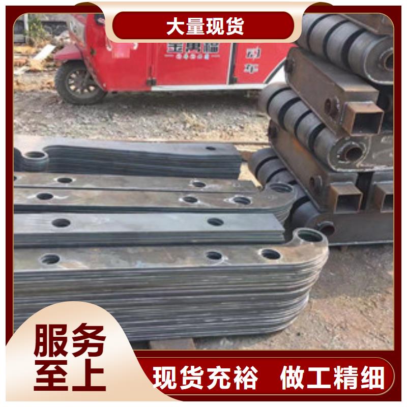 立柱不锈钢复合管道路景观护栏批发商
