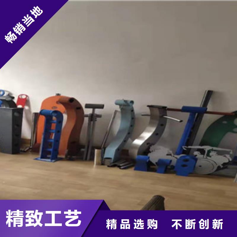 【复合管护栏M型防撞护栏源厂直接供货】