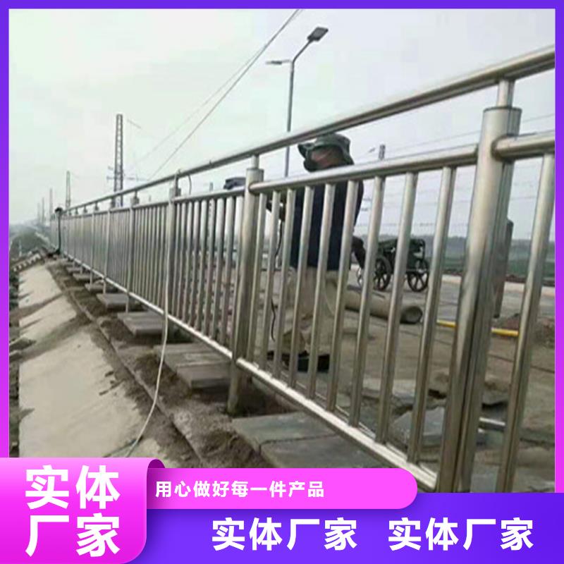 Q235碳钢桥梁栏杆立柱配送到工地