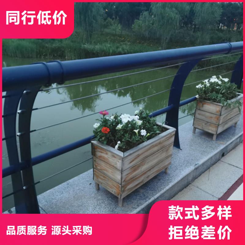 防撞护栏_方管防撞护栏现货实拍