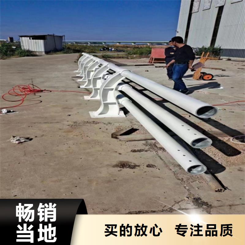 不锈钢钢丝绳护栏防撞护栏立柱价格厂家经验丰富