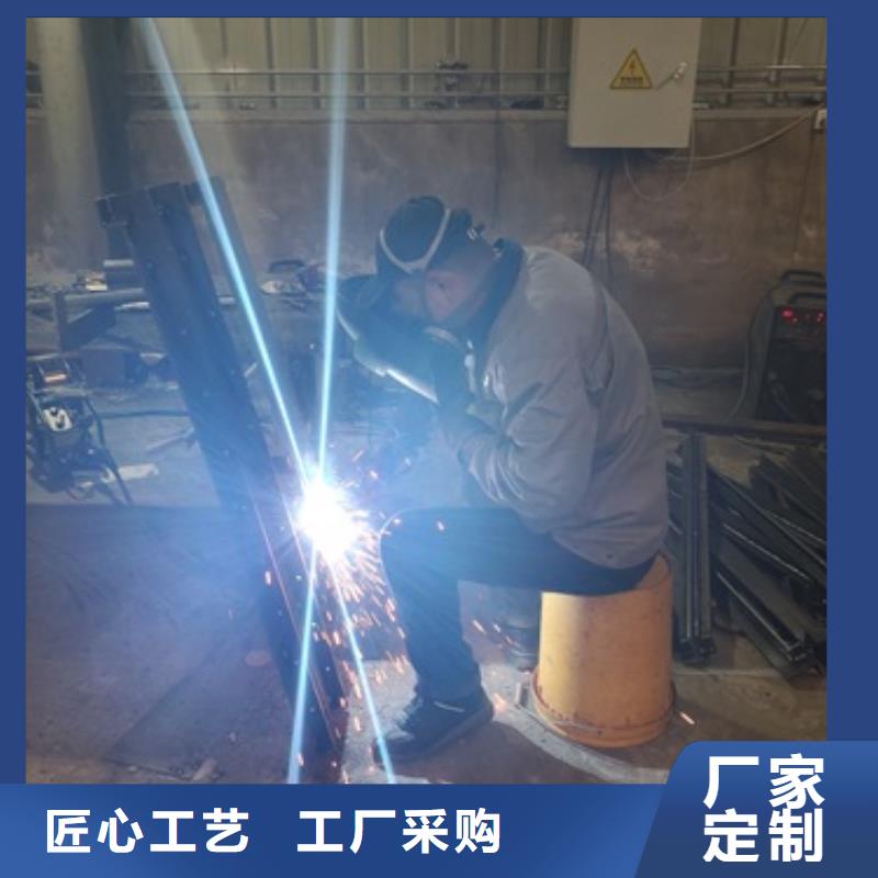  桥梁护栏用心经营