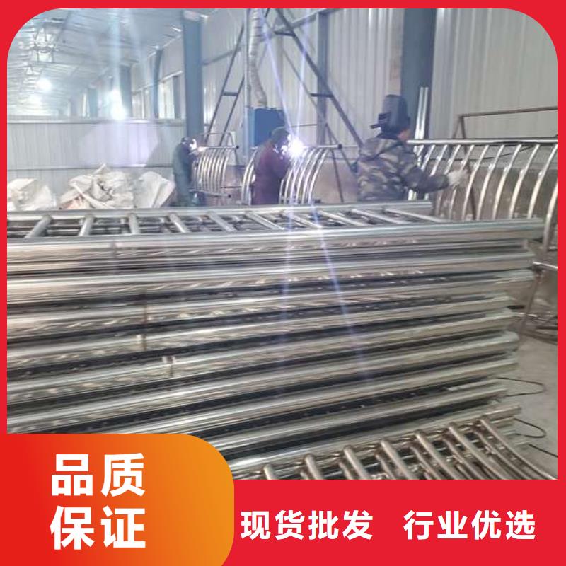 不锈钢复合管护栏国道抗冲击围栏定制零售批发