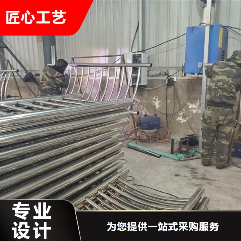  防撞护栏精心打造
