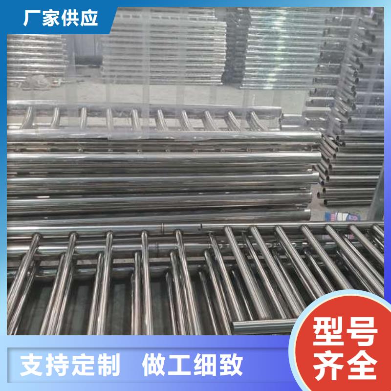 【护栏M型防撞护栏实体诚信厂家】