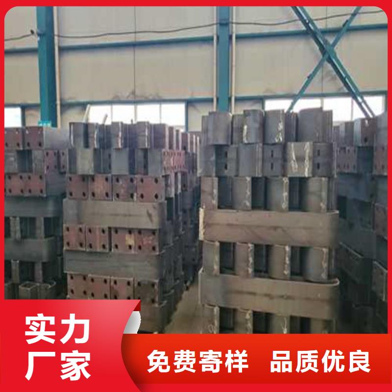 【护栏1国道抗冲击围栏专注质量】