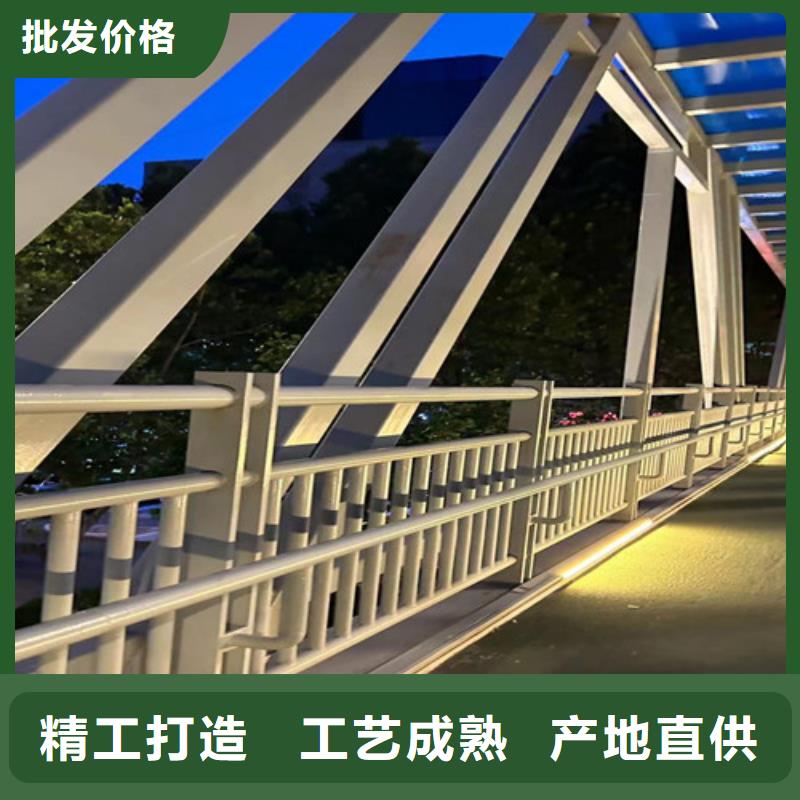 道路护栏LED防护栏杆闪电发货