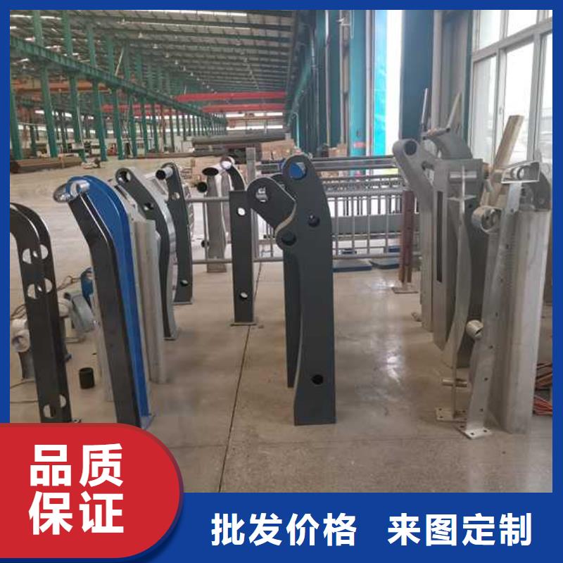 道路护栏,灯光防撞护栏质检合格出厂