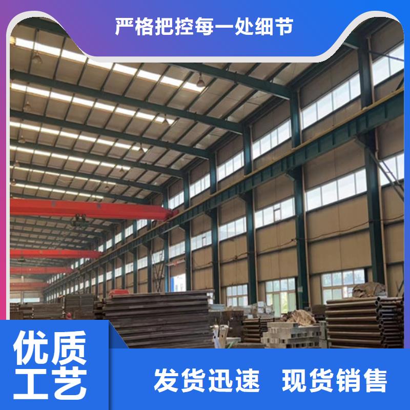 如何选择防撞护栏本地厂家