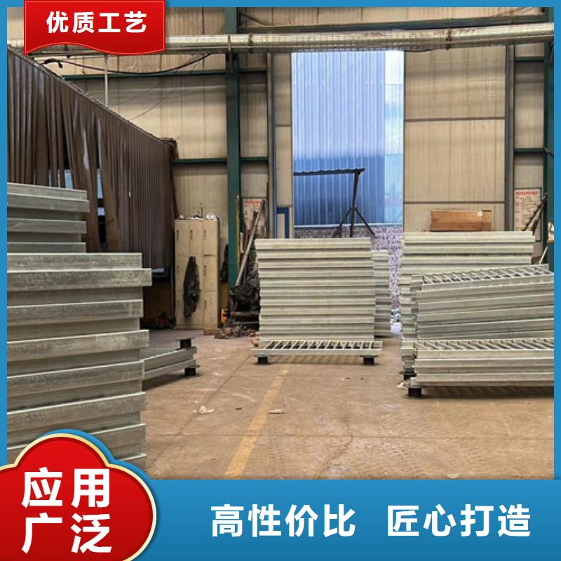 现货供应桥梁两侧防撞护栏_实力厂家