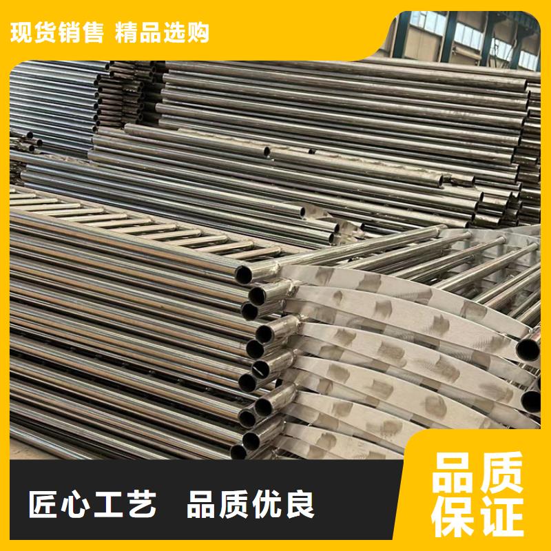 灯光护栏灯光防撞护栏省心又省钱