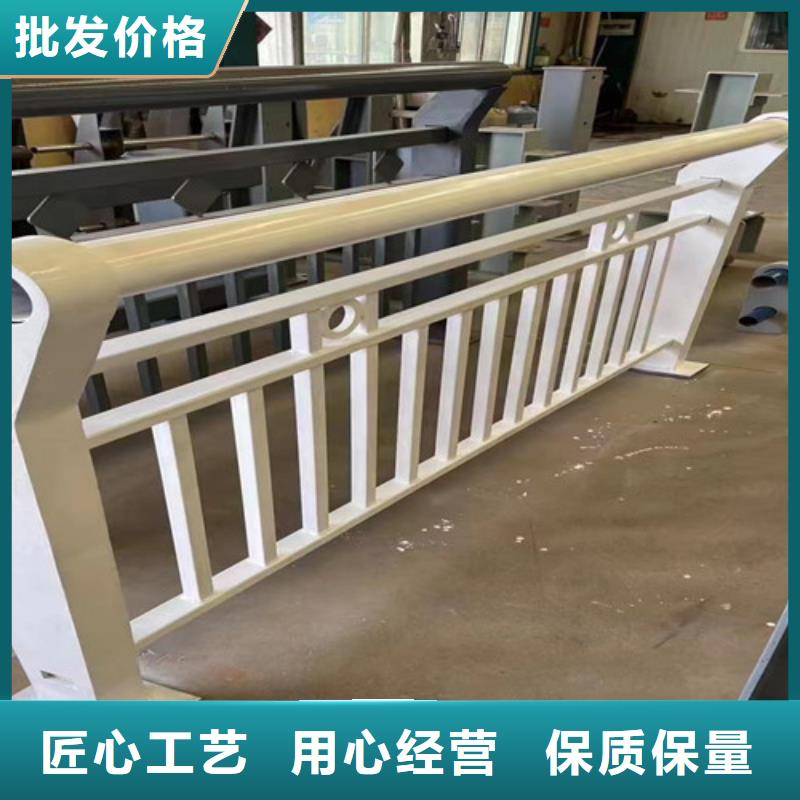 采购钢背木护栏必看-规格全