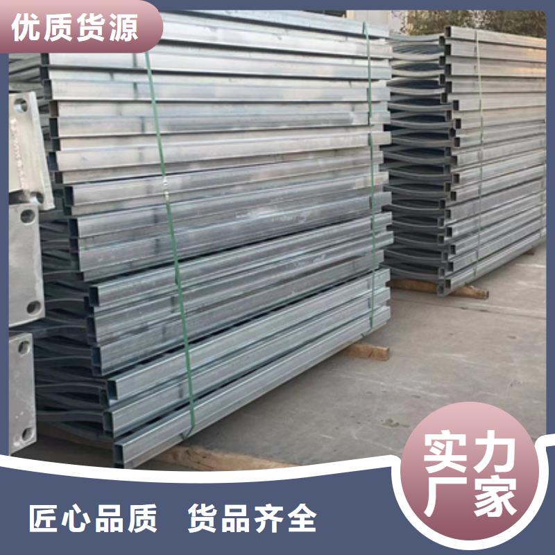 道路护栏不锈钢复合管厂精选优质材料