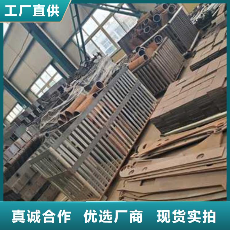 护栏灯光防撞护栏敢与同行比价格