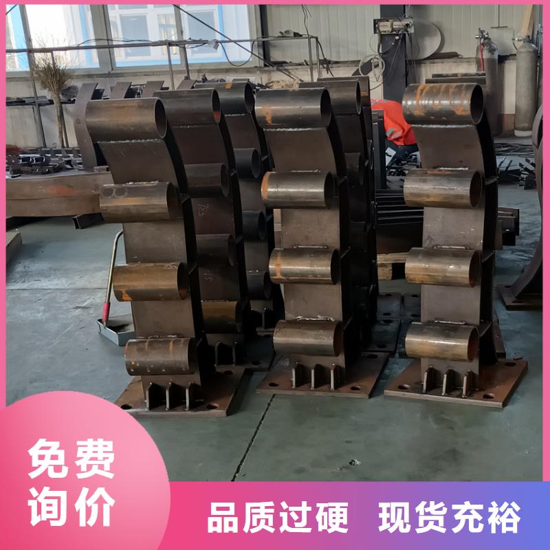 河道边栏杆造型美观
