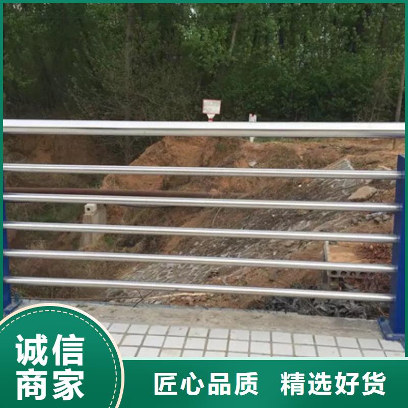 实力雄厚的钢防撞护栏厂家