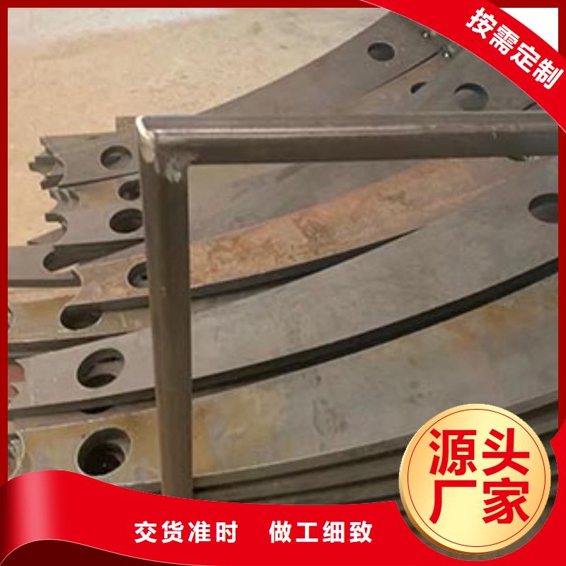 桥梁防撞护栏上门施工