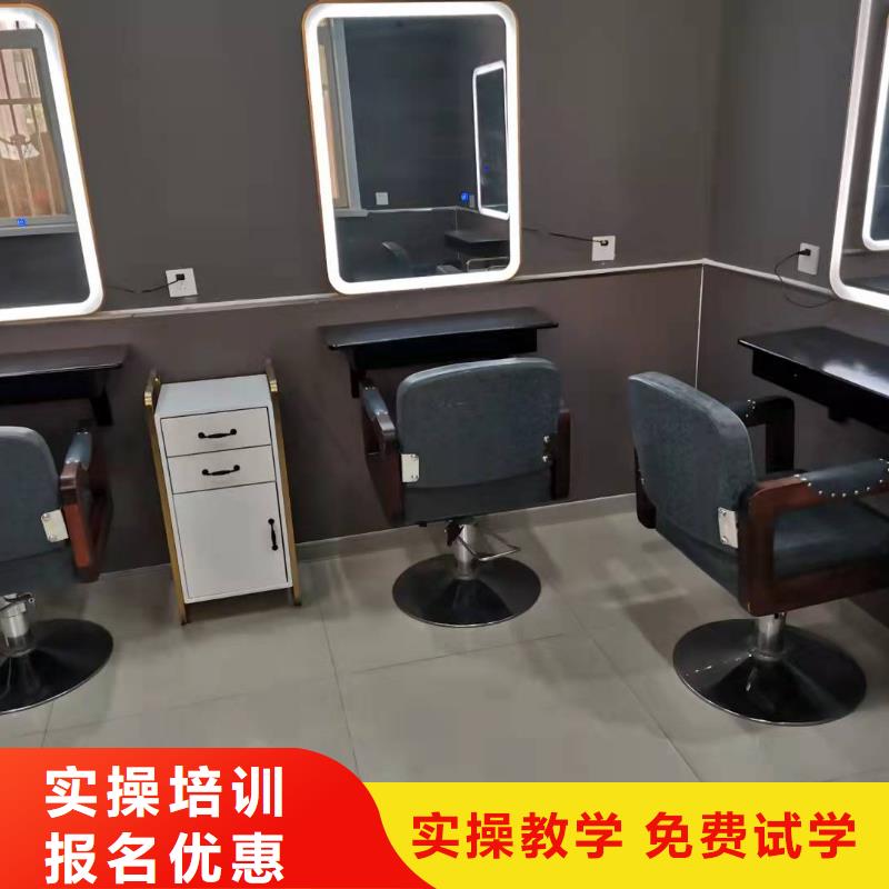 美发培训学校哪个技校开设厨师烹饪专业师资力量强