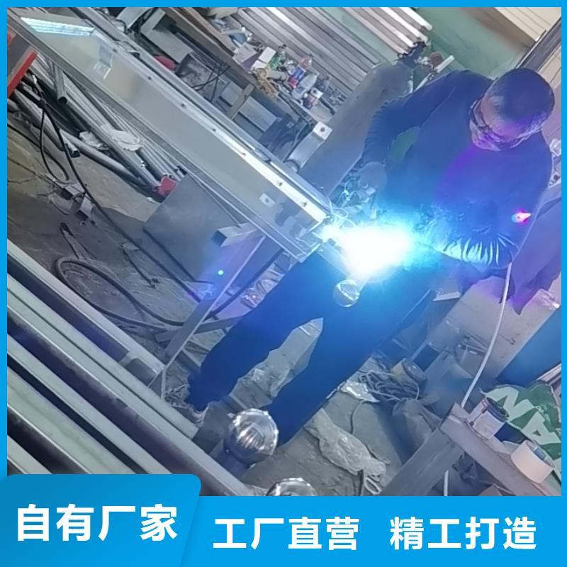 马路灯杆广告架来厂考察