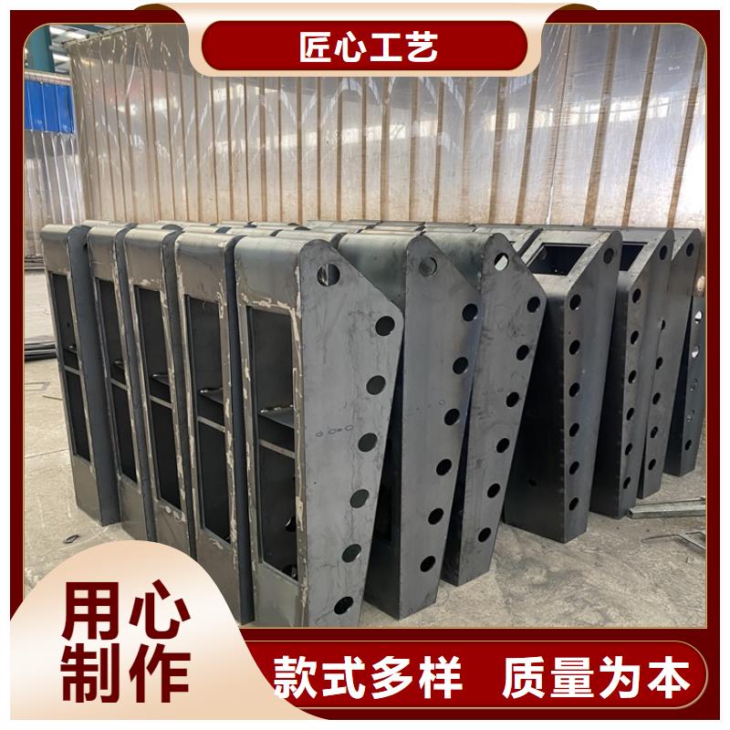 护栏钢板立柱供应商