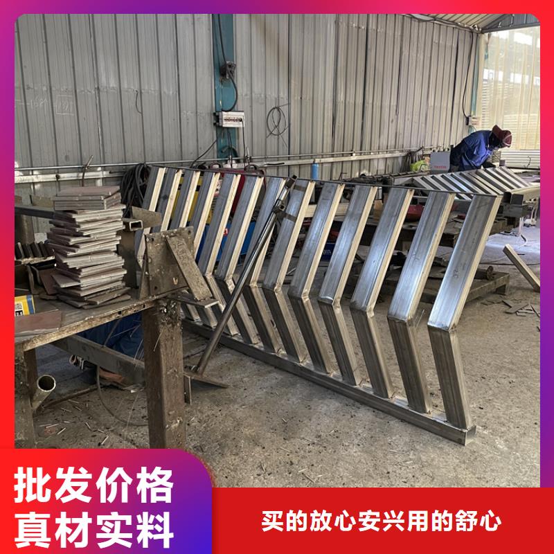 201不锈钢复合管护栏LED防护栏杆实力大厂家