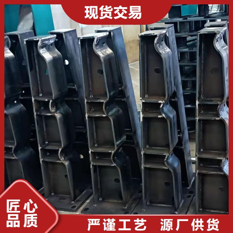 304/201不锈钢复合管桥梁栏杆_品类齐全