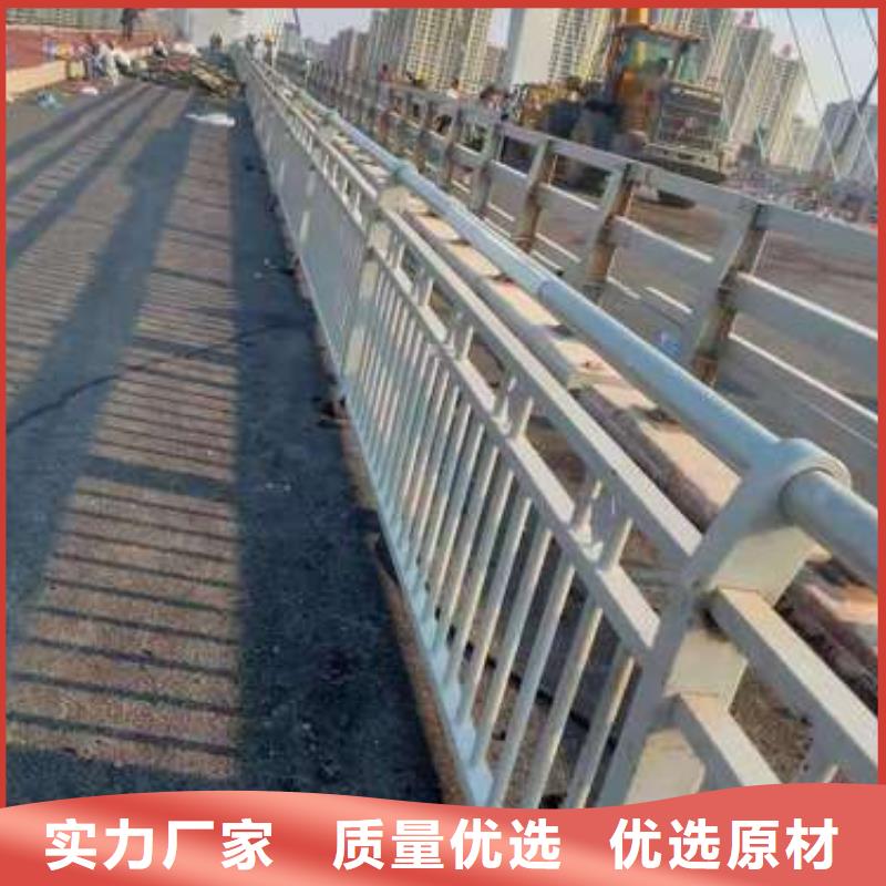 护栏,道路隔离护栏实拍展现