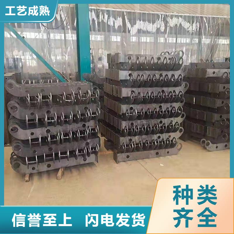 灯箱栏杆验货合格