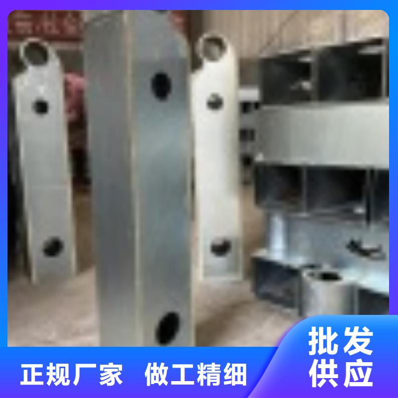 防撞桥梁防护栏杆包安装