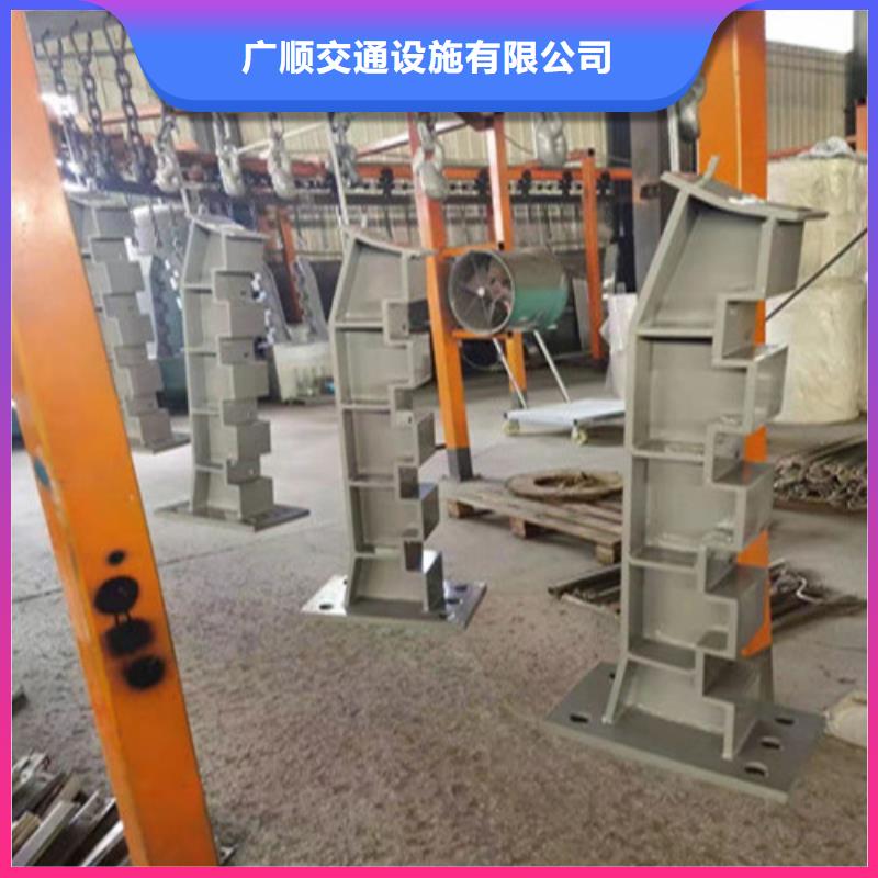 质量优的波形护栏 标志牌标志杆 波形护栏立柱 波形梁防撞护栏 波形公路护栏 高速护栏板本地厂家