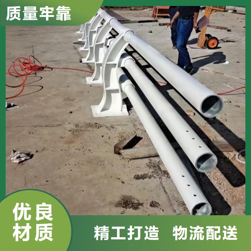 防撞护栏,立柱桥梁防撞护栏种类丰富