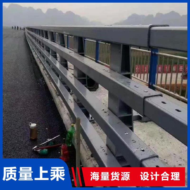 防撞护栏镀锌波形护栏热销产品