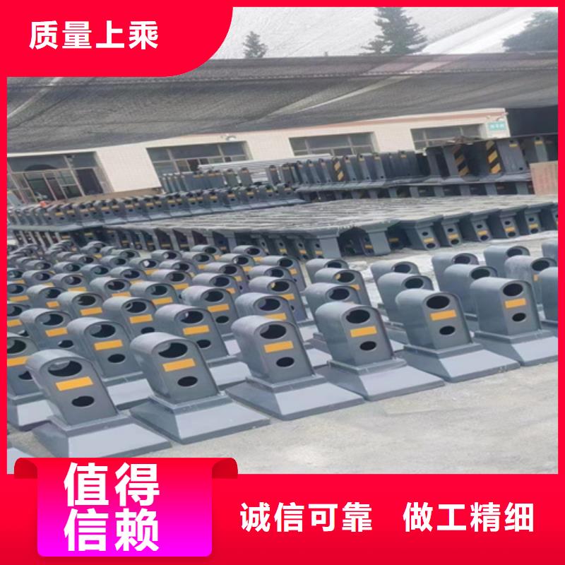 道路防撞护栏厂家价格