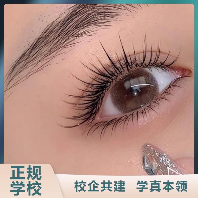 纹绣美发学校就业不担心