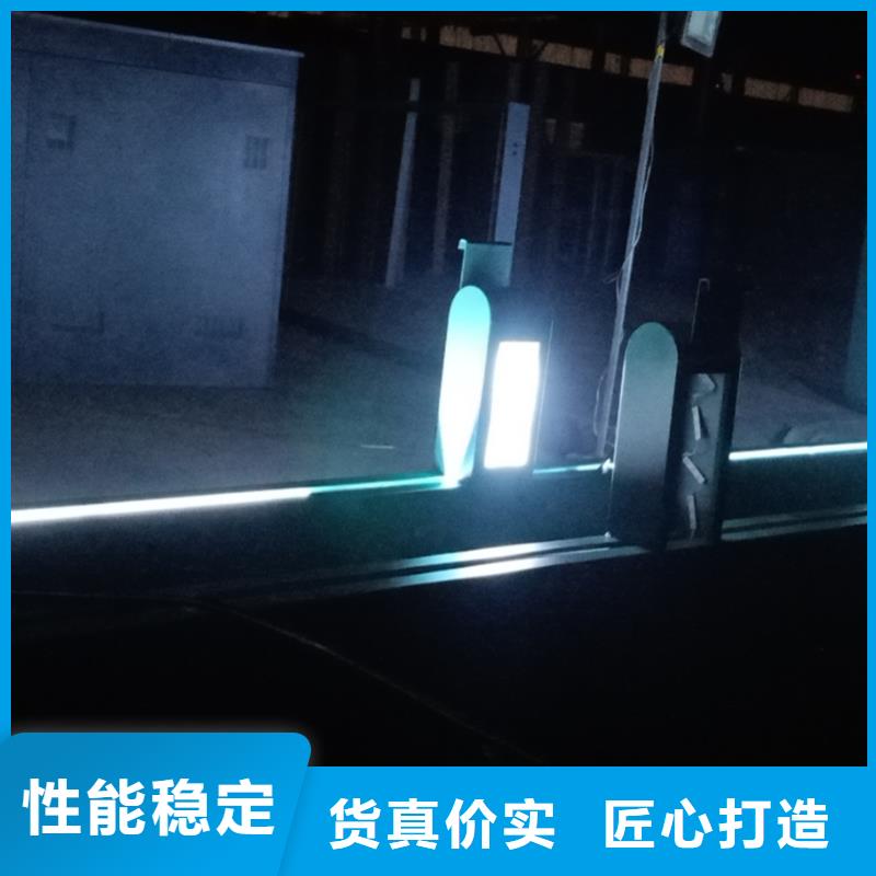 景区道路候车亭
