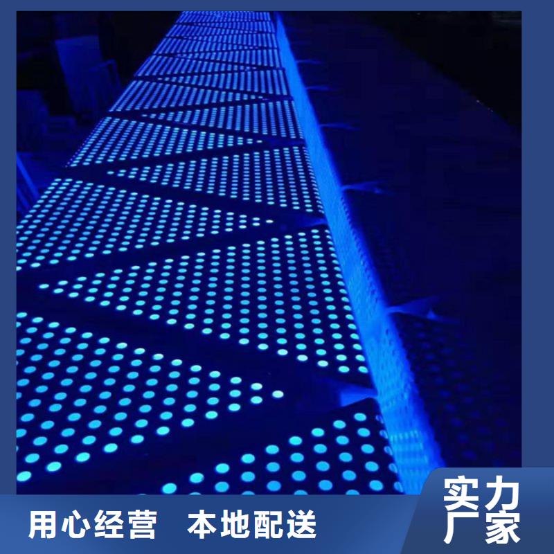 精神堡垒雕塑
质优价廉